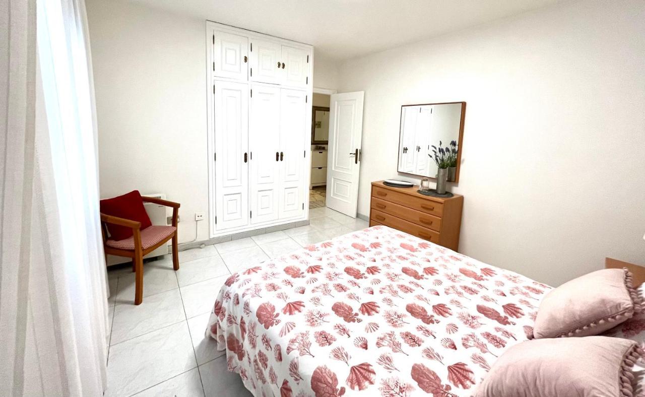 Apartamentos Faro Da Rocha O Grove Dış mekan fotoğraf